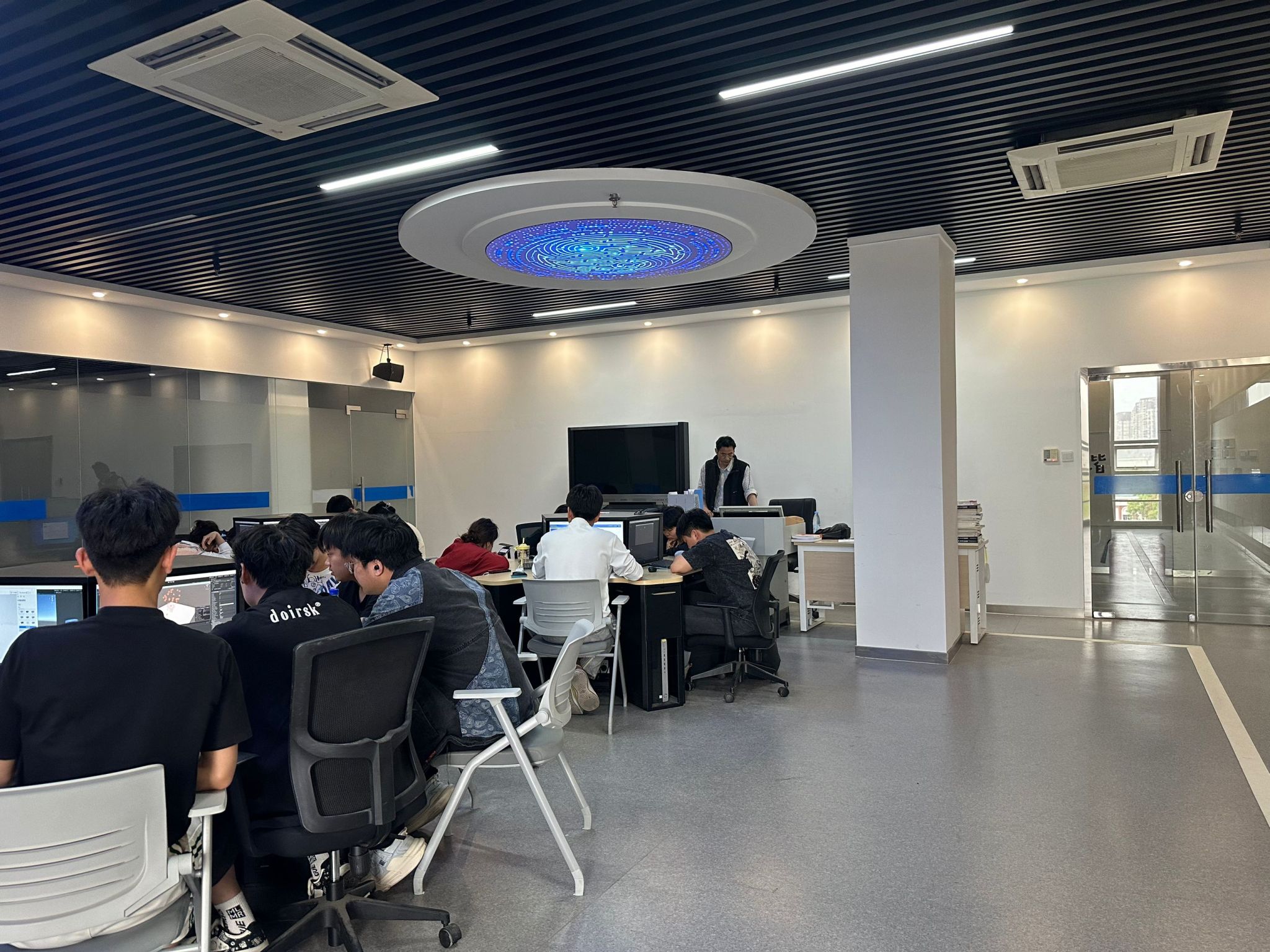 必赢76net线路官网技能竞赛及科技创新节系列活动