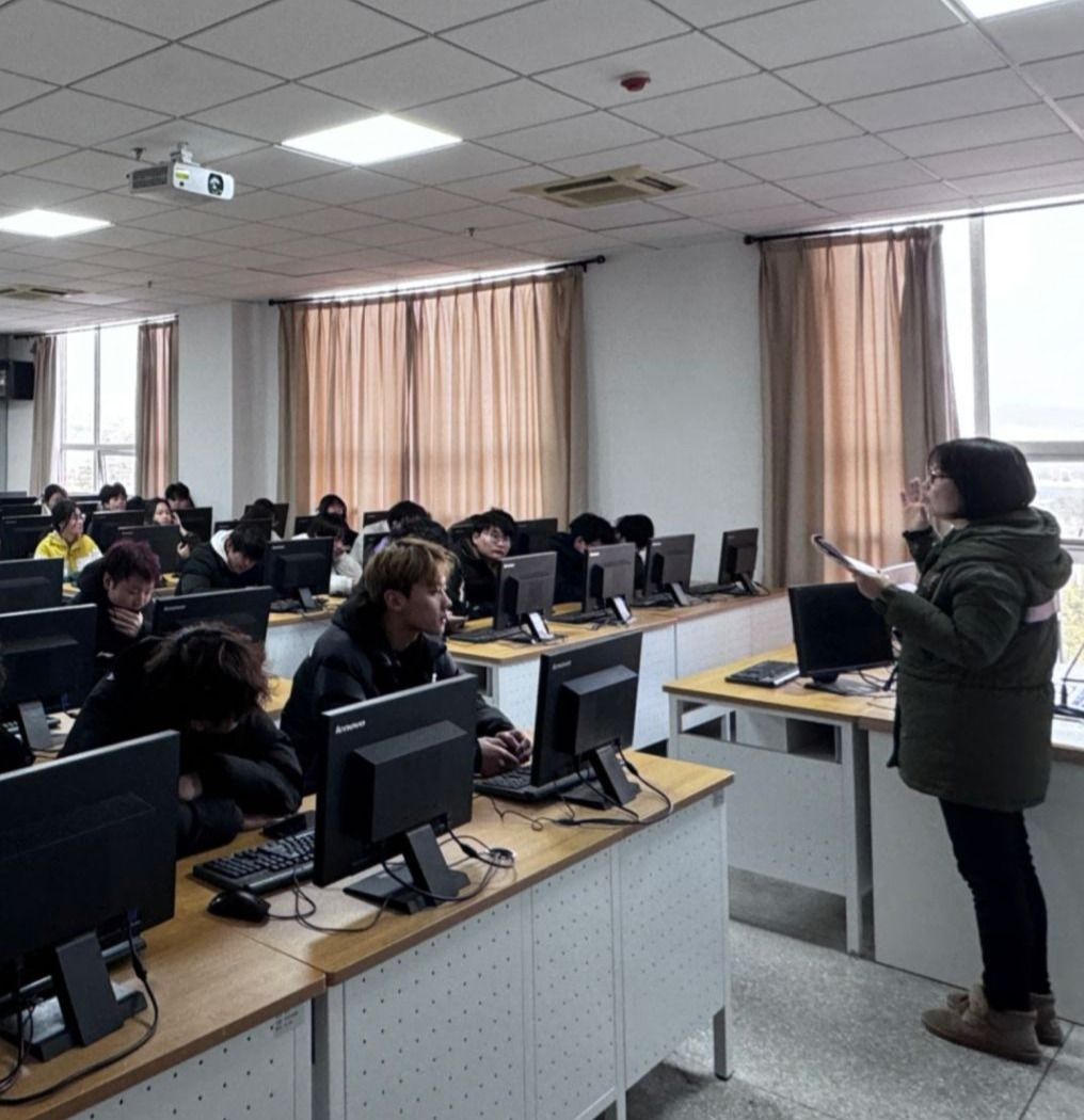 信息工程学院开展寒假离校安全主题班会