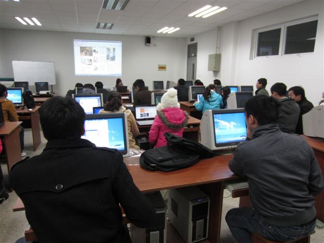 信息系成功举办2011科技创新节“创意软件设计”大赛    