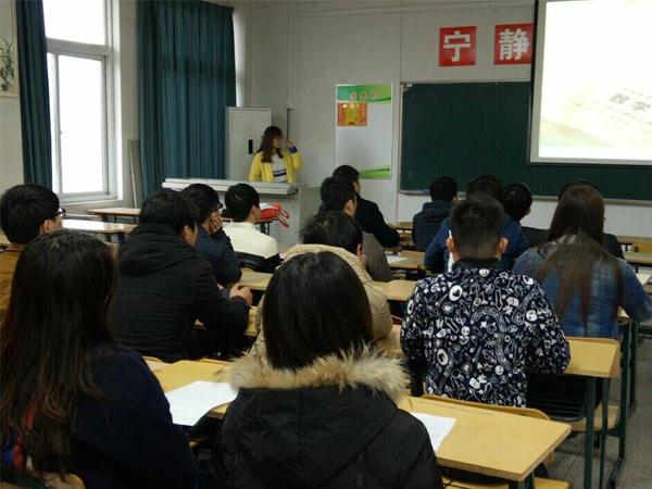 信息工程系开展企业进校园宣传活动    