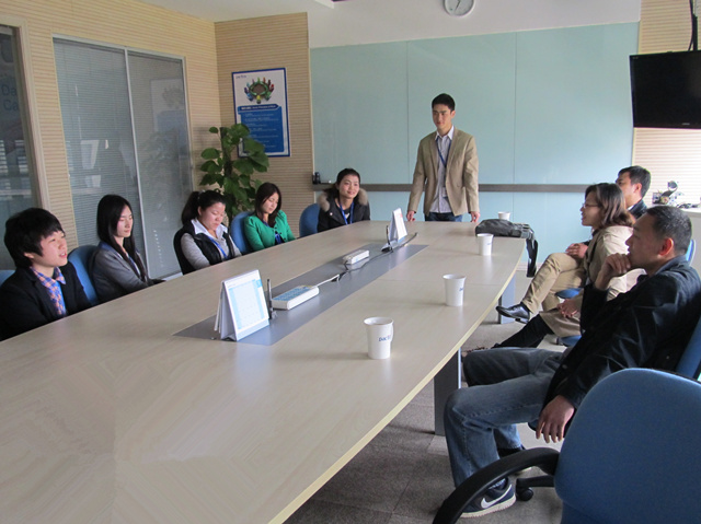 信息工程系践行群众路线继续开展学生就业情况调研    