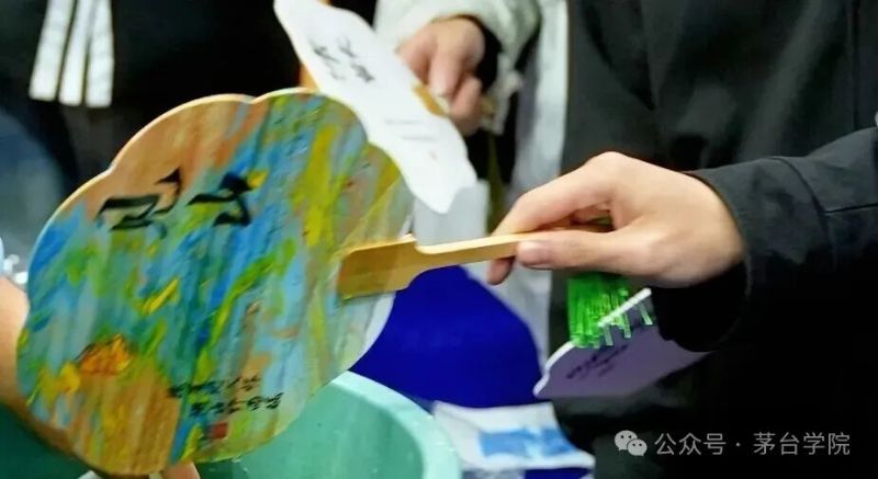 青春赴雅集 非遗润芳华 | Beat365中文官方网站开展中华优秀传统文化概论实践活动